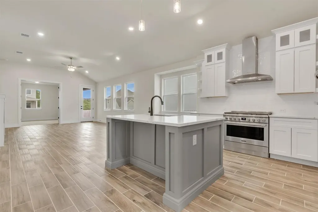 8502 Red Bottle Brush Road Lago Vista TX 78645