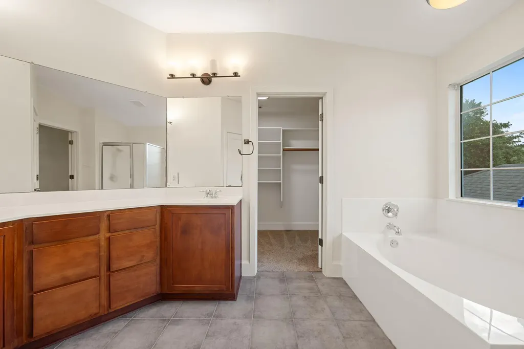 11000 Quarry Oaks Trail Austin TX 78717