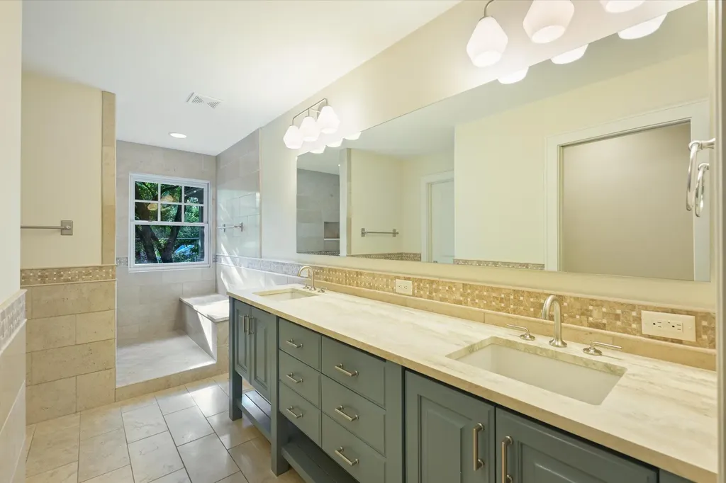 1704 Travis Heights Boulevard Austin TX 78704