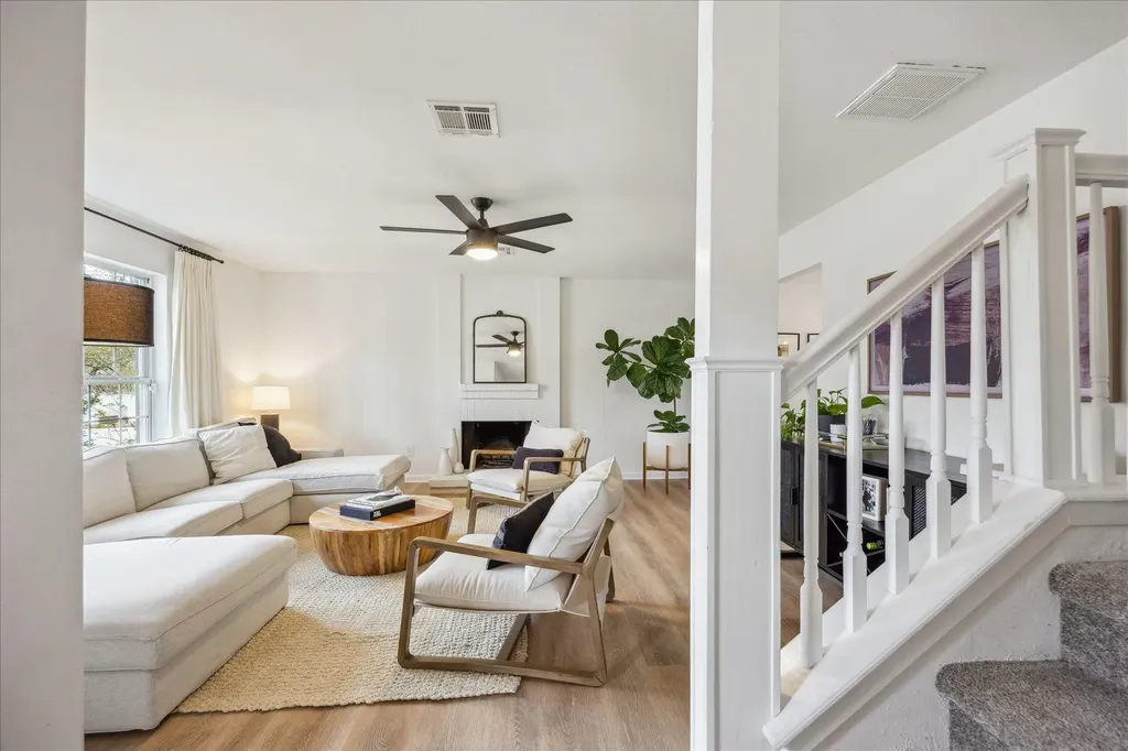 12935 Pegasus Street Austin TX 78727