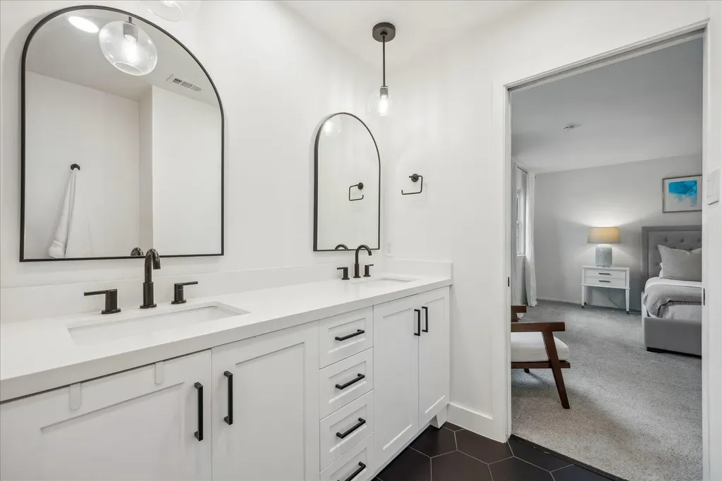 12935 Pegasus Street Austin TX 78727