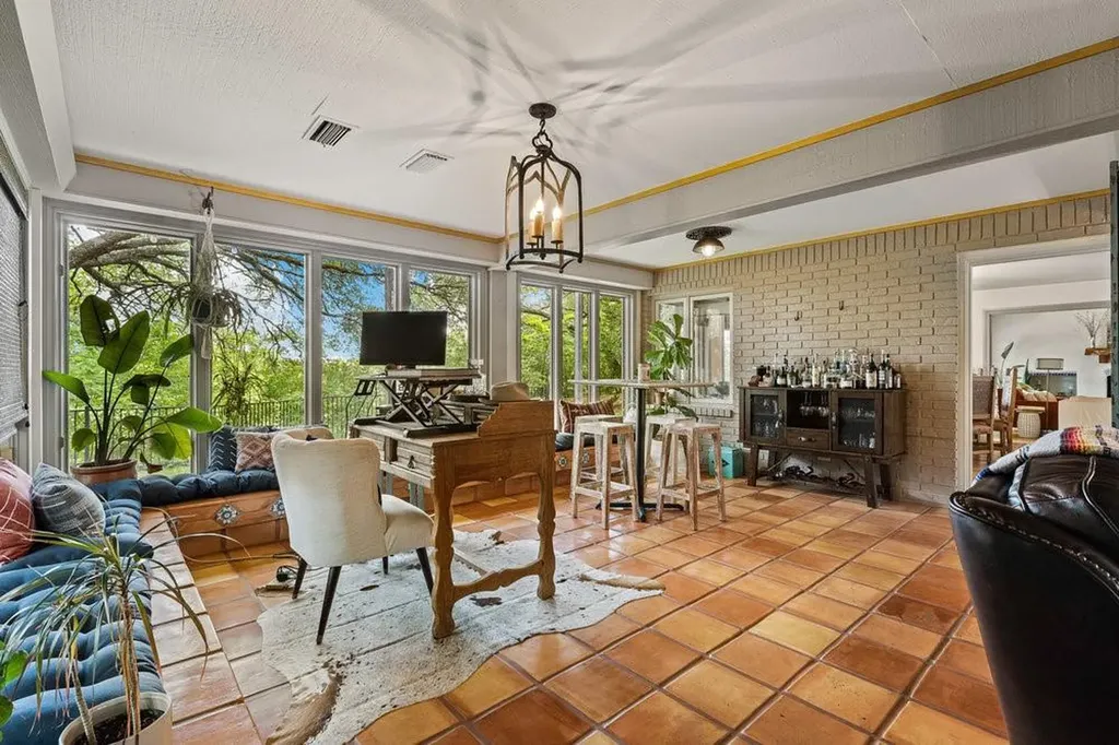 10301 La Costa Drive Austin TX 78747