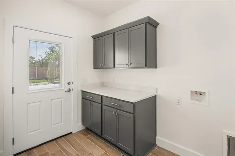 802 S Creek Street Fredericksburg TX 78624