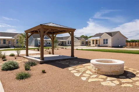 802 S Creek Street Fredericksburg TX 78624