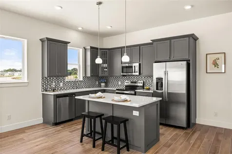 802 S Creek Street Fredericksburg TX 78624