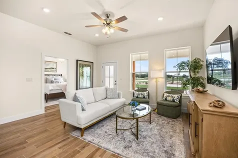 802 S Creek Street Fredericksburg TX 78624