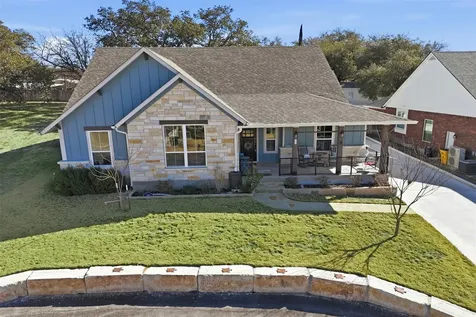 127 Hidden Oaks Drive Kingsland TX 78639