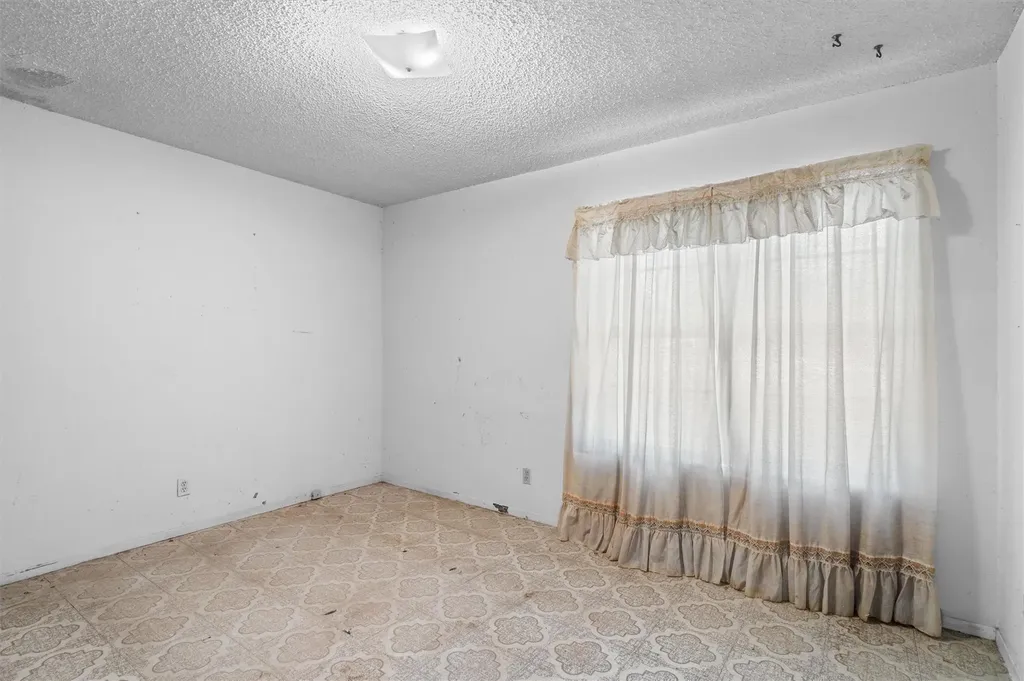 1100 S Trace Drive Austin TX 78745