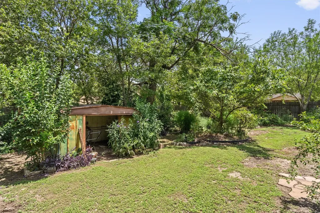 1100 S Trace Drive Austin TX 78745