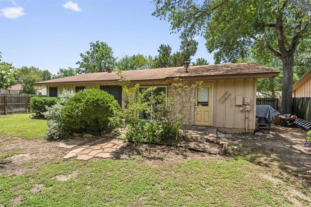 1100 S Trace Drive Austin TX 78745