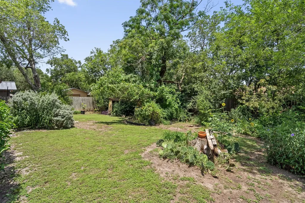 1100 S Trace Drive Austin TX 78745