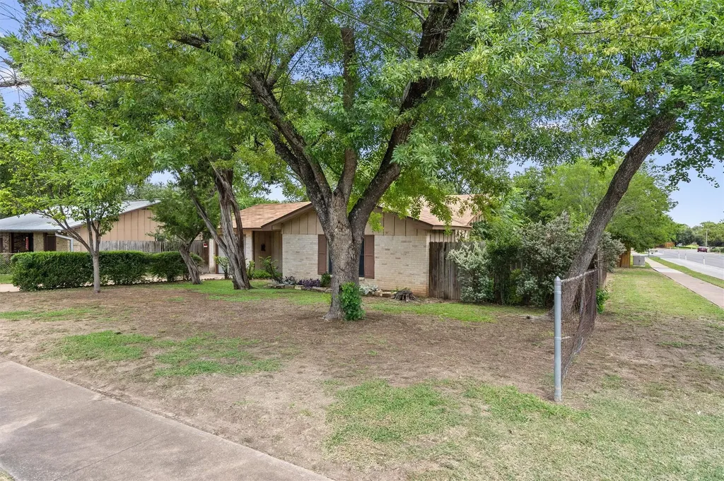 1100 S Trace Drive Austin TX 78745
