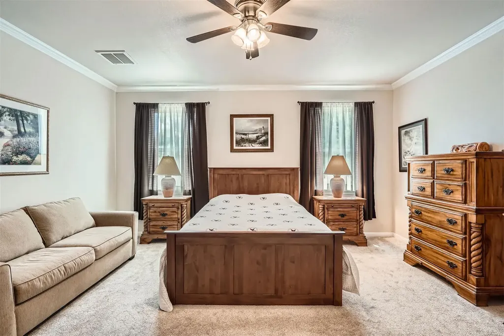 5501 Hitching Post Lago Vista TX 78645