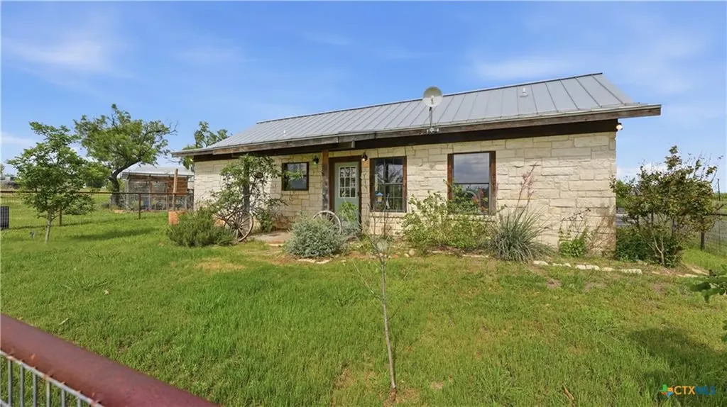 127 Offer Llano TX 78643