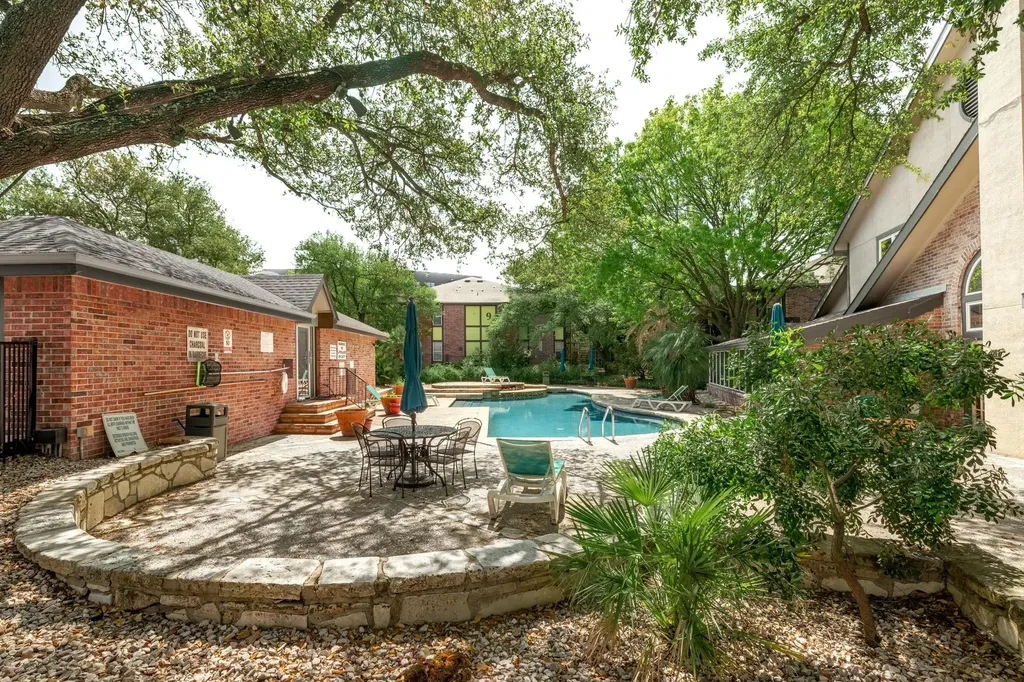 7685 Northcross Drive Austin TX 78757