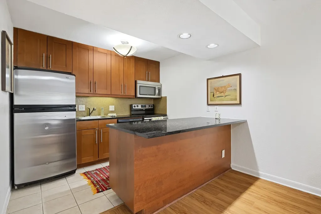 7685 Northcross Drive Austin TX 78757