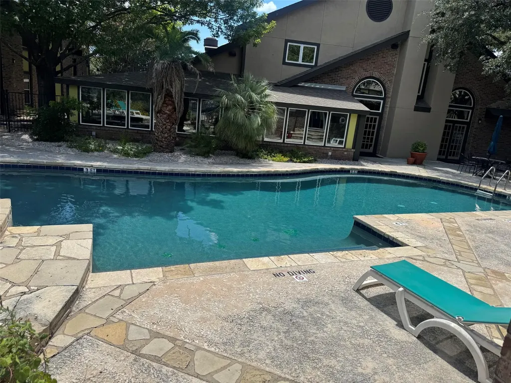 7685 Northcross Drive Austin TX 78757