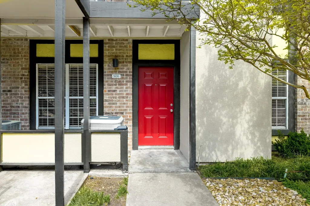 7685 Northcross Drive Austin TX 78757