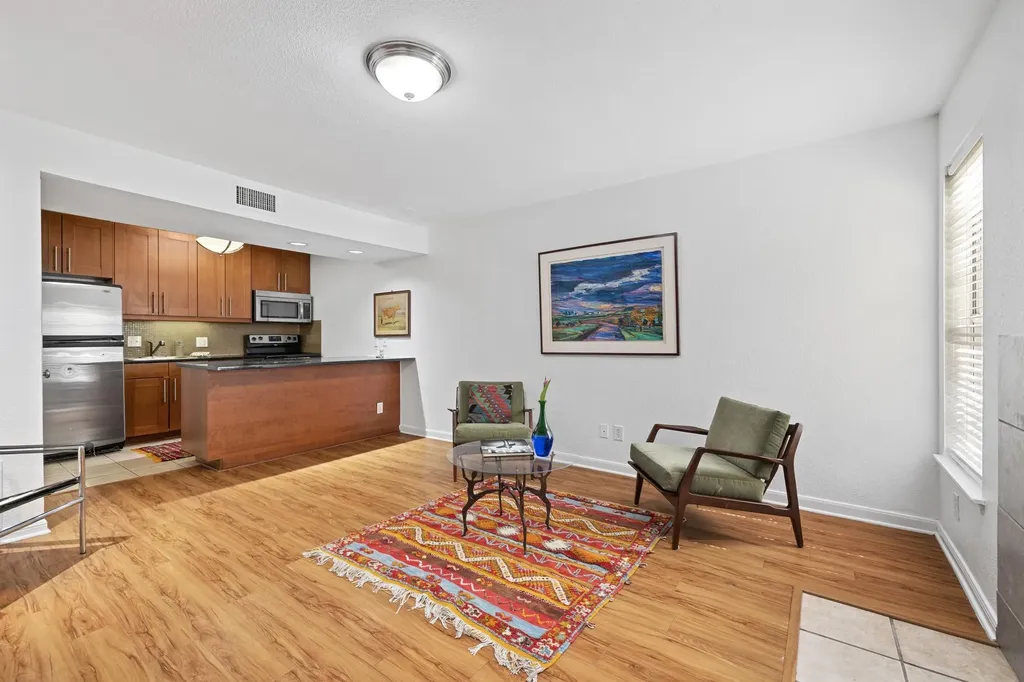 7685 Northcross Drive Austin TX 78757