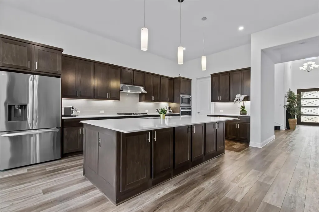 4737 Modena Bay Bend Leander TX 78641