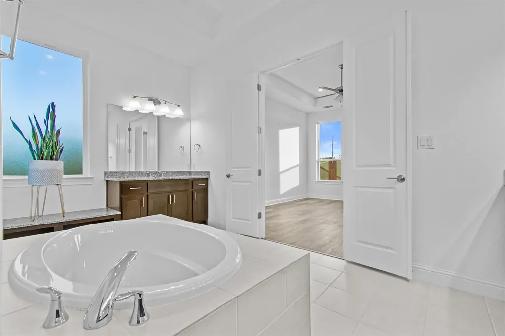 4737 Modena Bay Bend Leander TX 78641