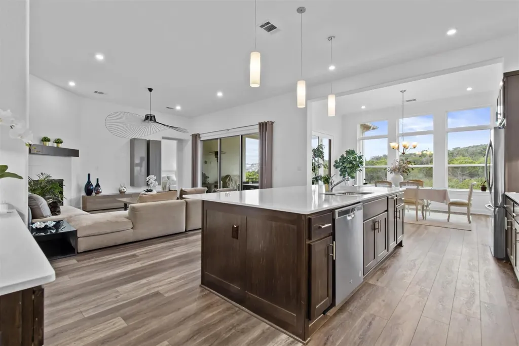 4737 Modena Bay Bend Leander TX 78641