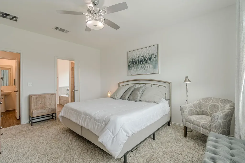 230 Madrid Street Kyle TX 78640