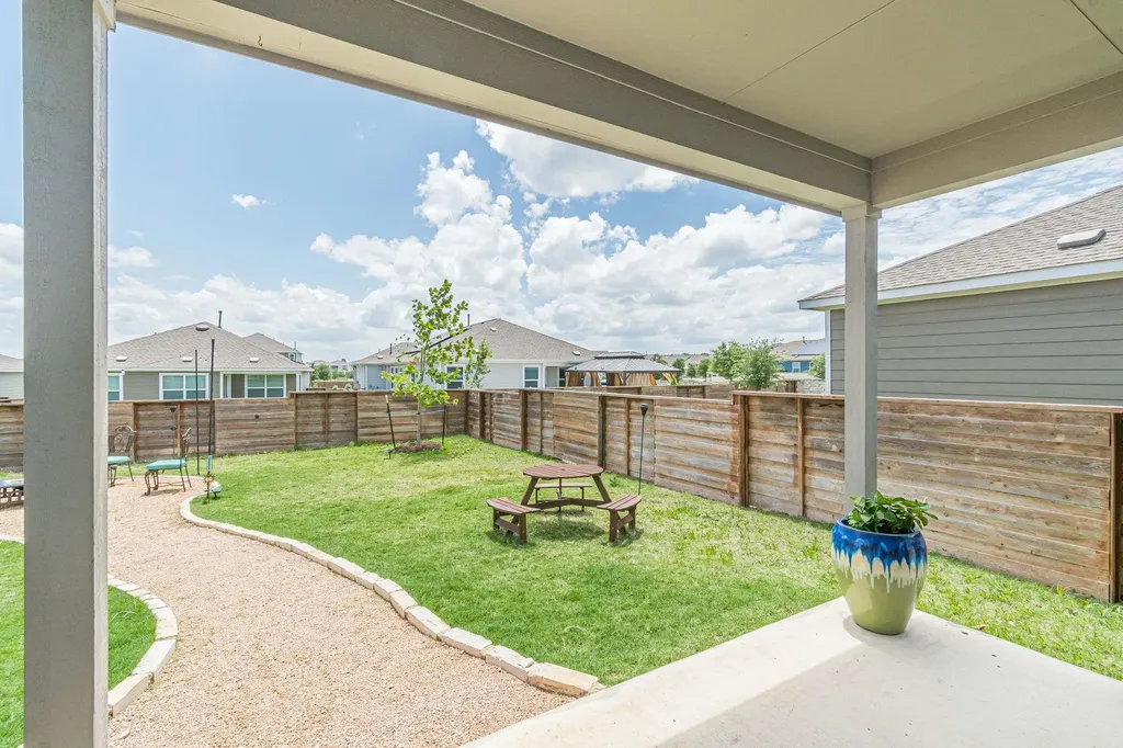 230 Madrid Street Kyle TX 78640