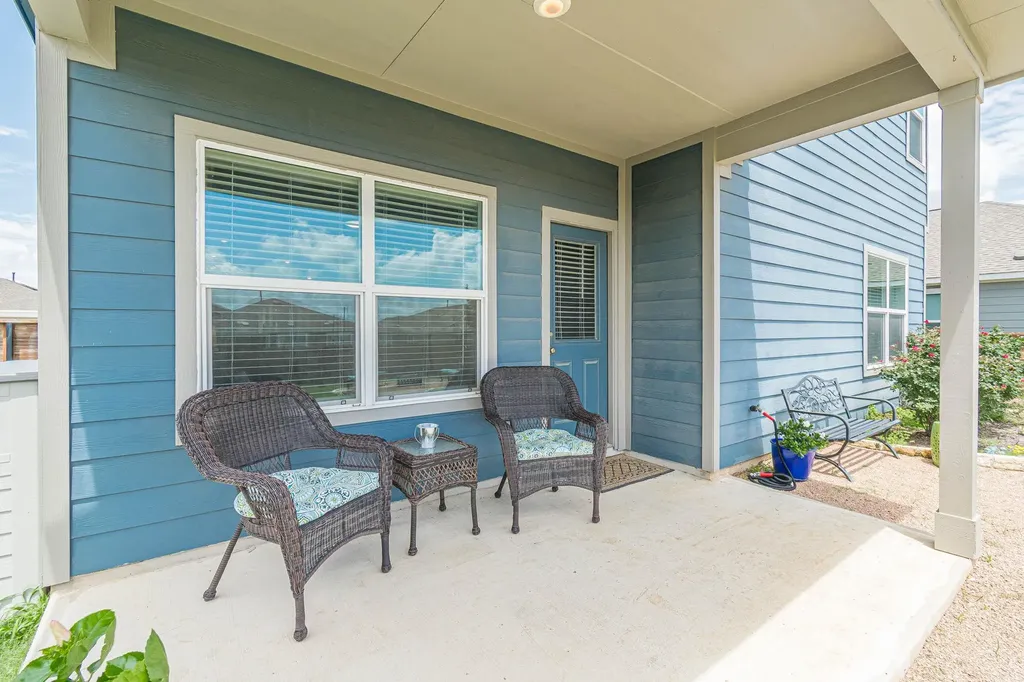230 Madrid Street Kyle TX 78640