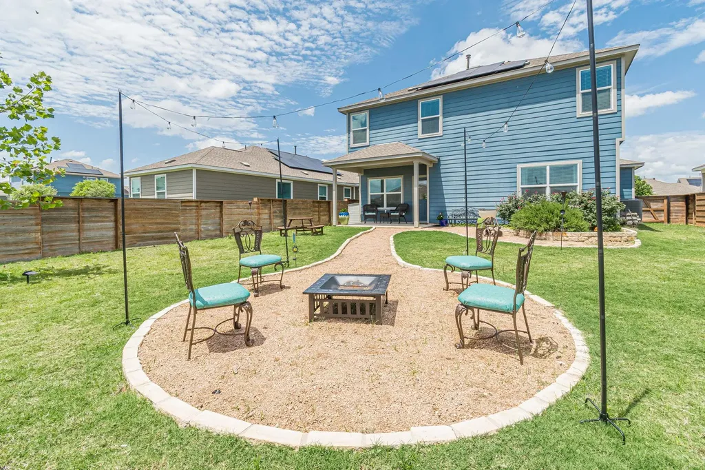 230 Madrid Street Kyle TX 78640