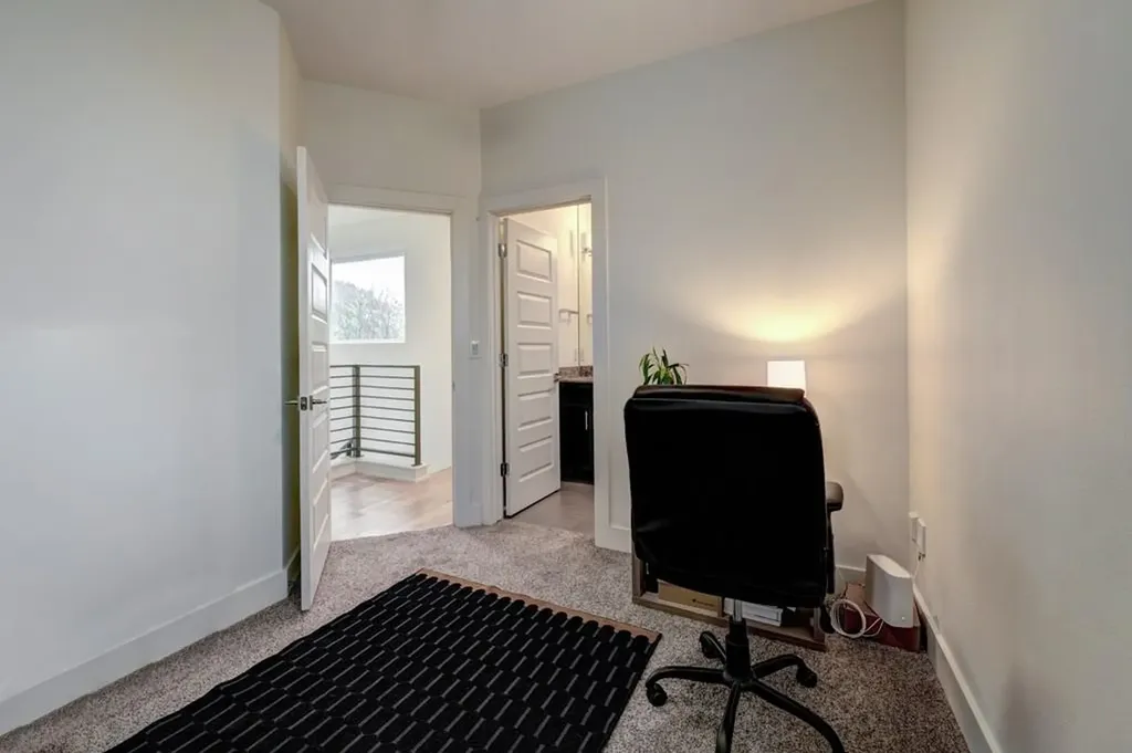 1300 Walnut Avenue Austin TX 78702