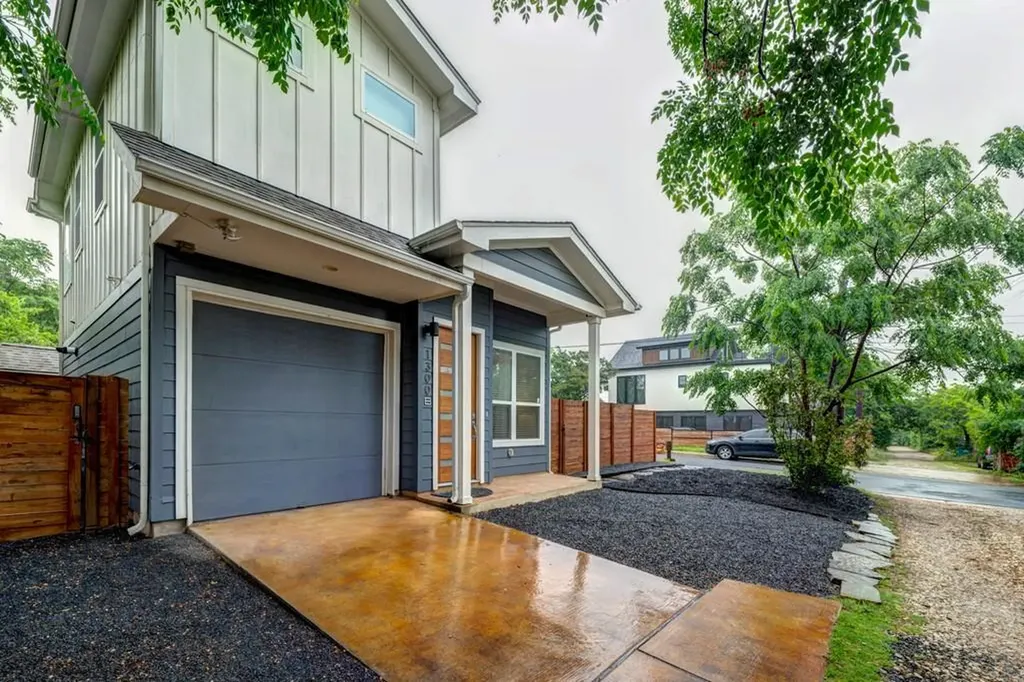 1300 Walnut Avenue Austin TX 78702