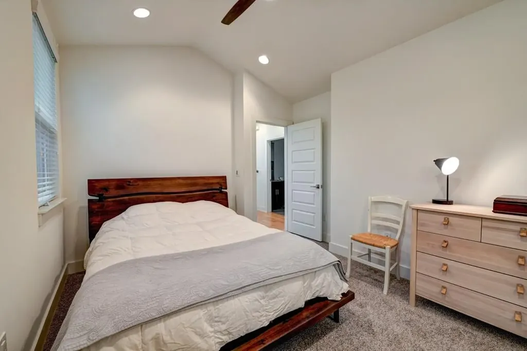 1300 Walnut Avenue Austin TX 78702