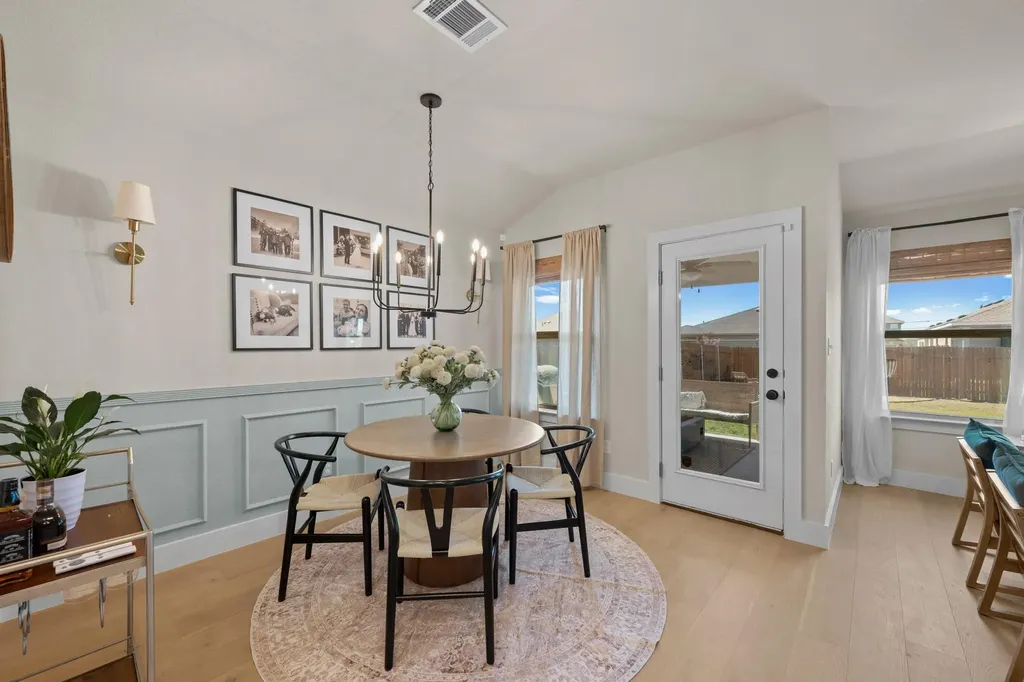 12425 Ostrich Trail Manor TX 78653