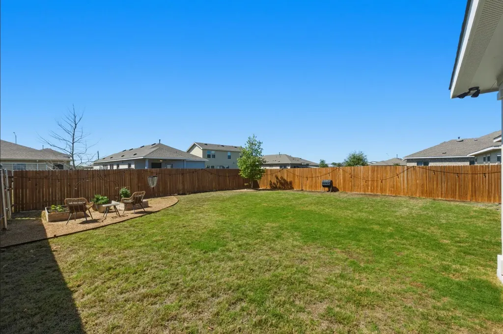 12425 Ostrich Trail Manor TX 78653