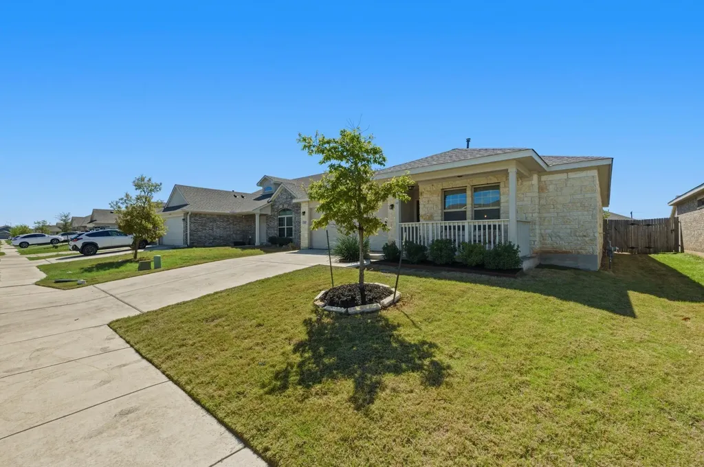12425 Ostrich Trail Manor TX 78653