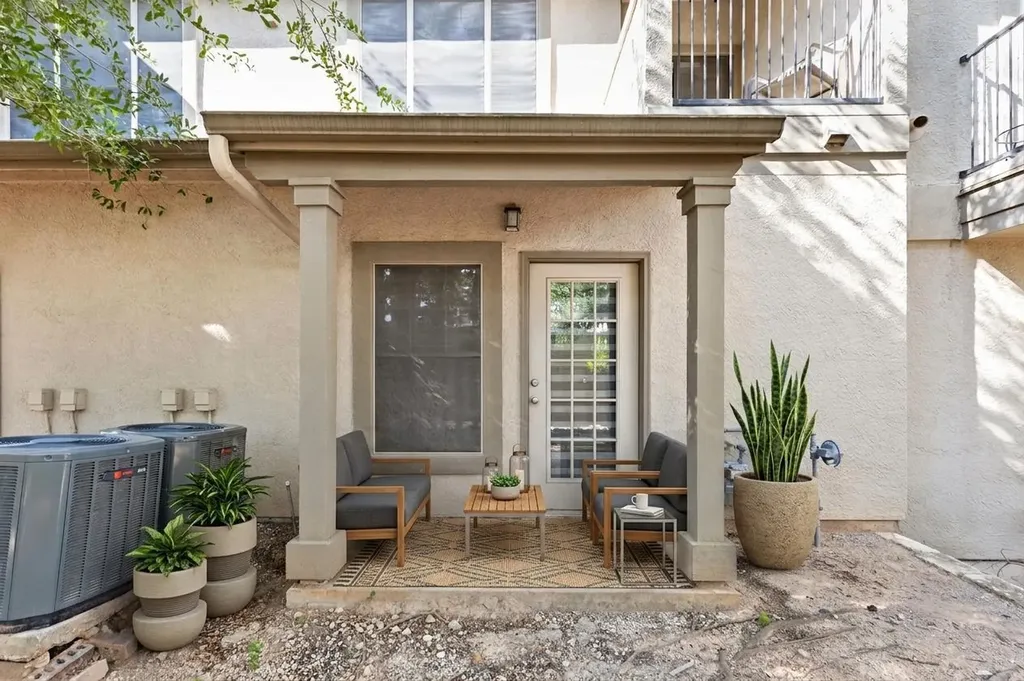 11203 Ranch Road 2222 Austin TX 78730