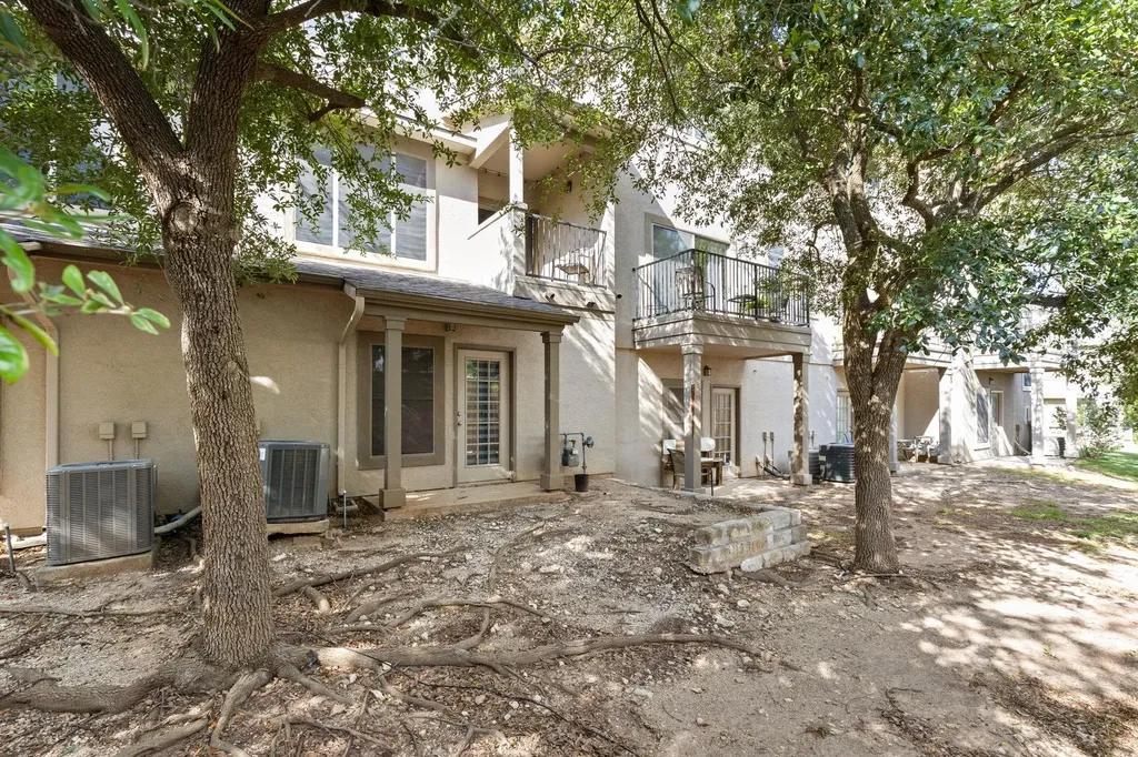 11203 Ranch Road 2222 Austin TX 78730