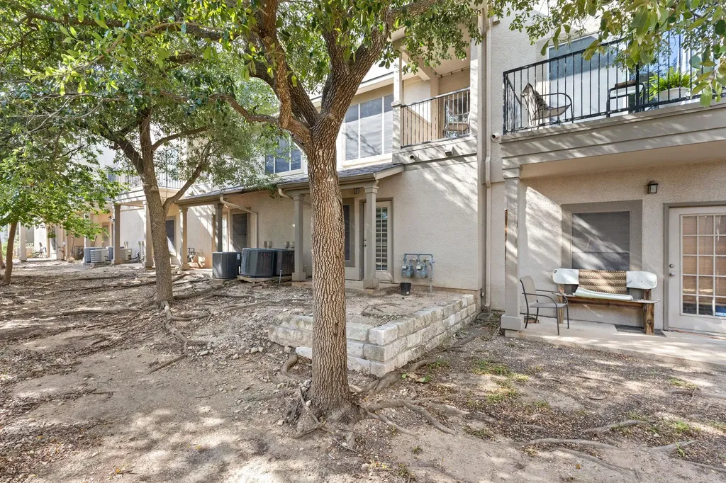 11203 Ranch Road 2222 Austin TX 78730