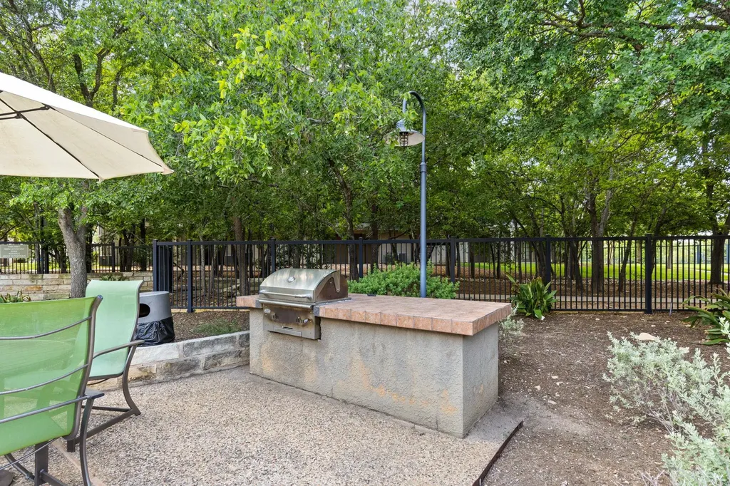 11203 Ranch Road 2222 Austin TX 78730