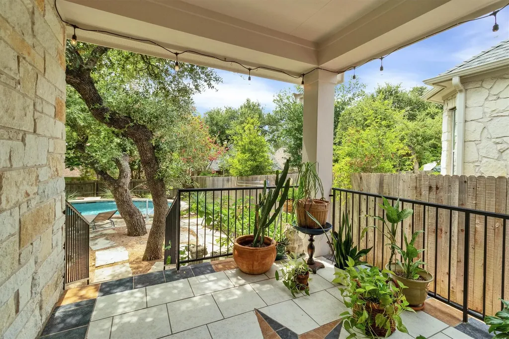 5721 Medicine Creek Drive Austin TX 78735
