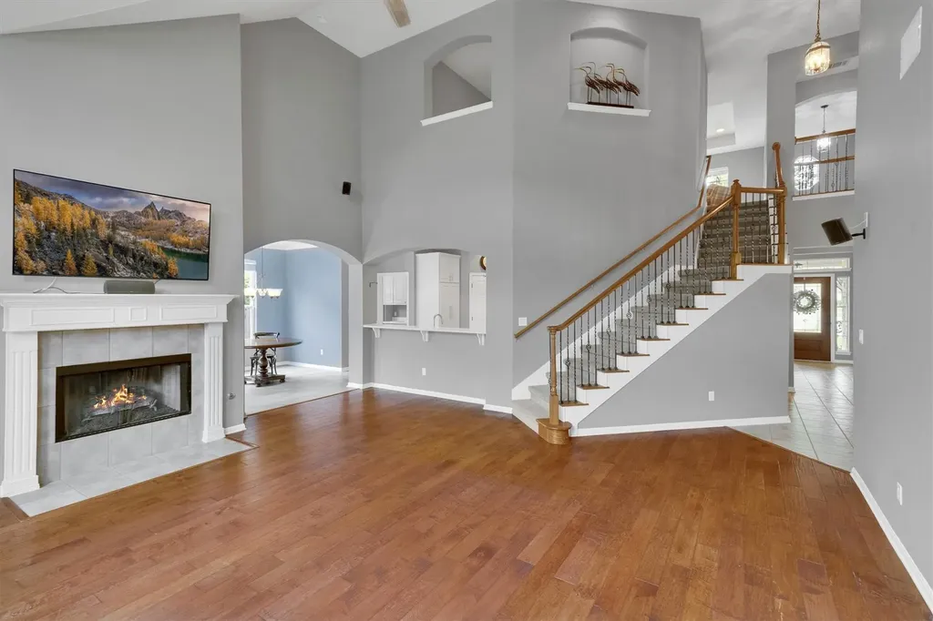 5721 Medicine Creek Drive Austin TX 78735