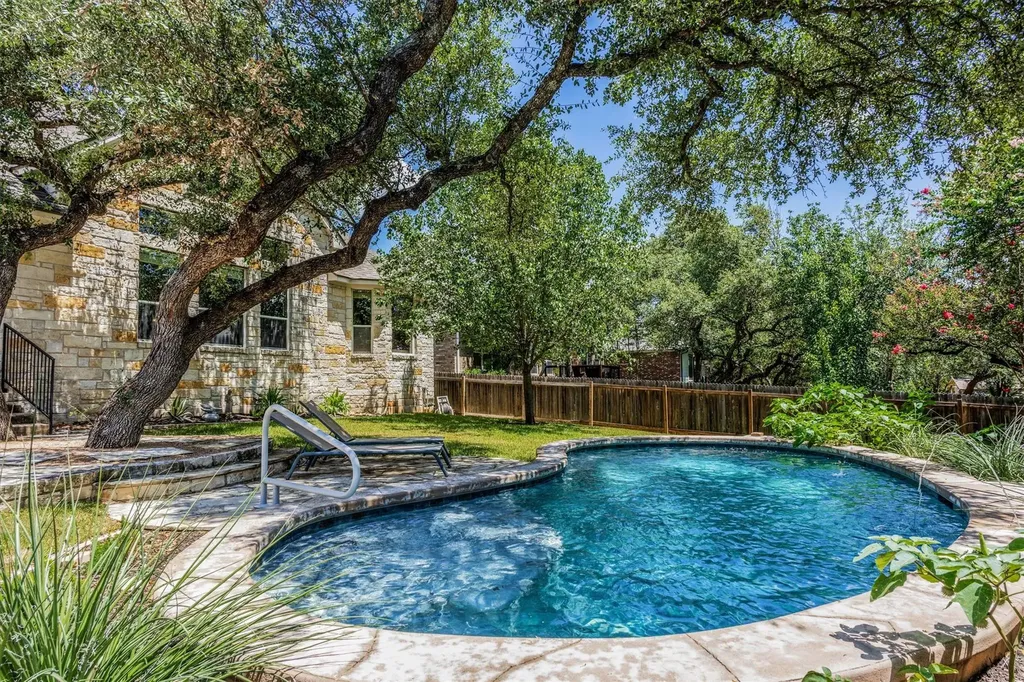 5721 Medicine Creek Drive Austin TX 78735