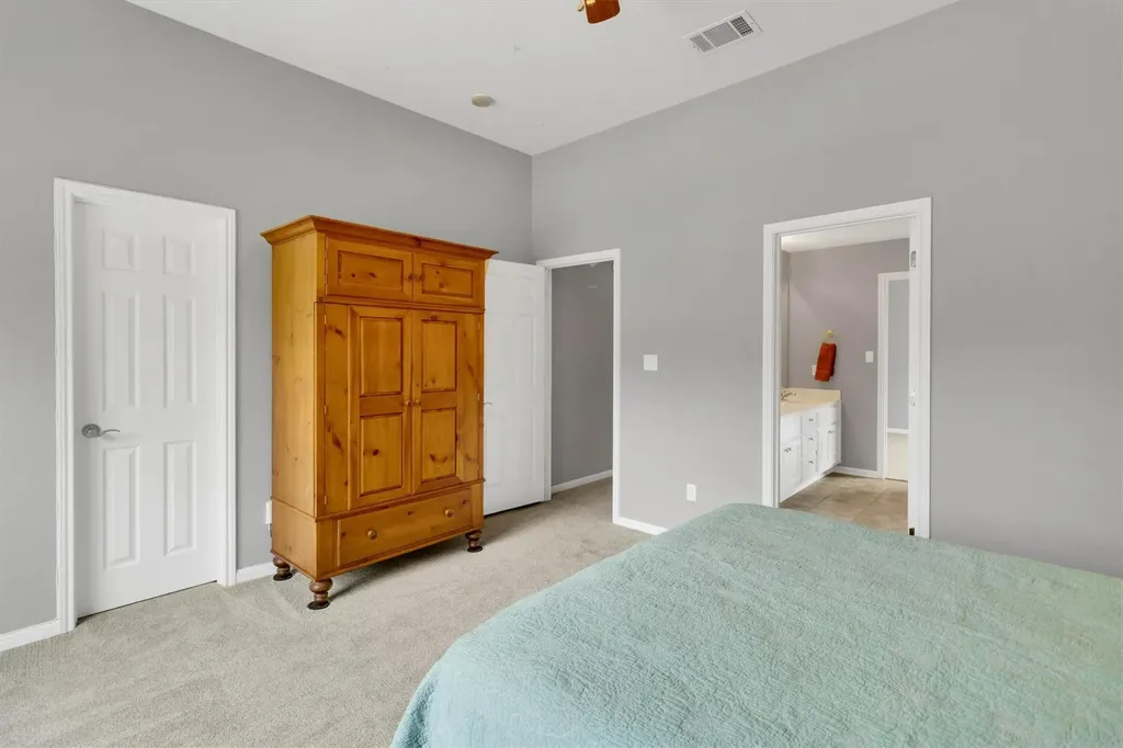 5721 Medicine Creek Drive Austin TX 78735