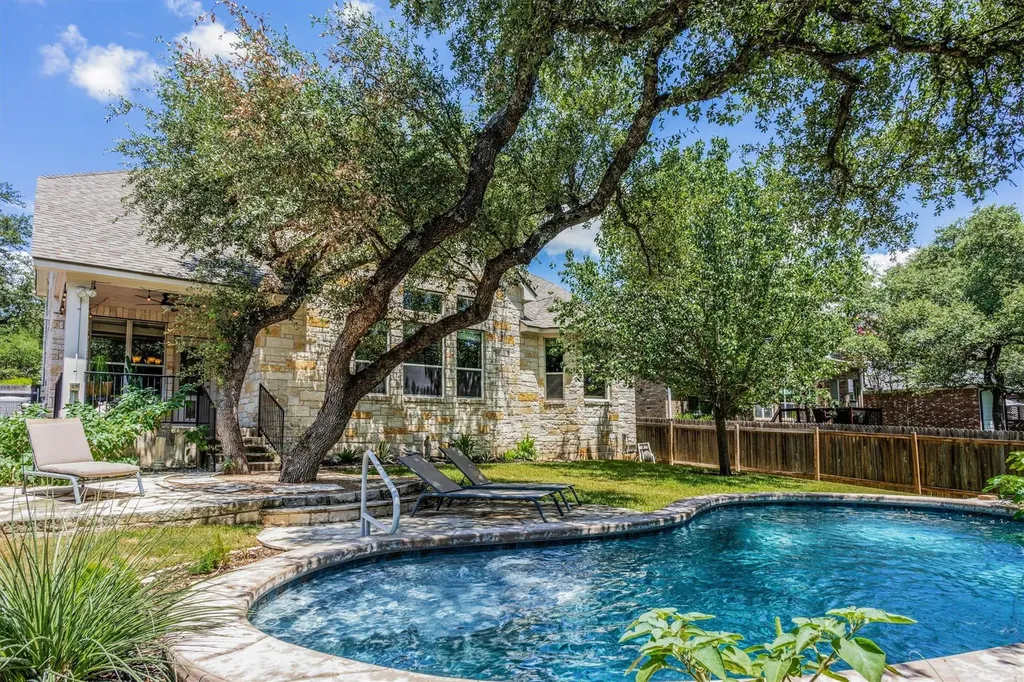 5721 Medicine Creek Drive Austin TX 78735