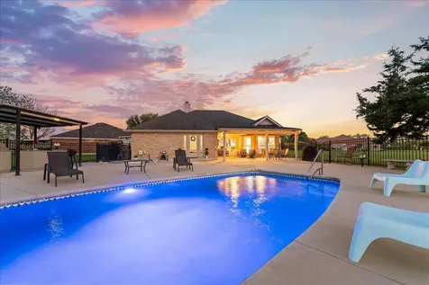 125 Fairway Court Bastrop TX 78602