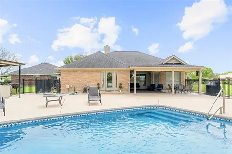 125 Fairway Court Bastrop TX 78602