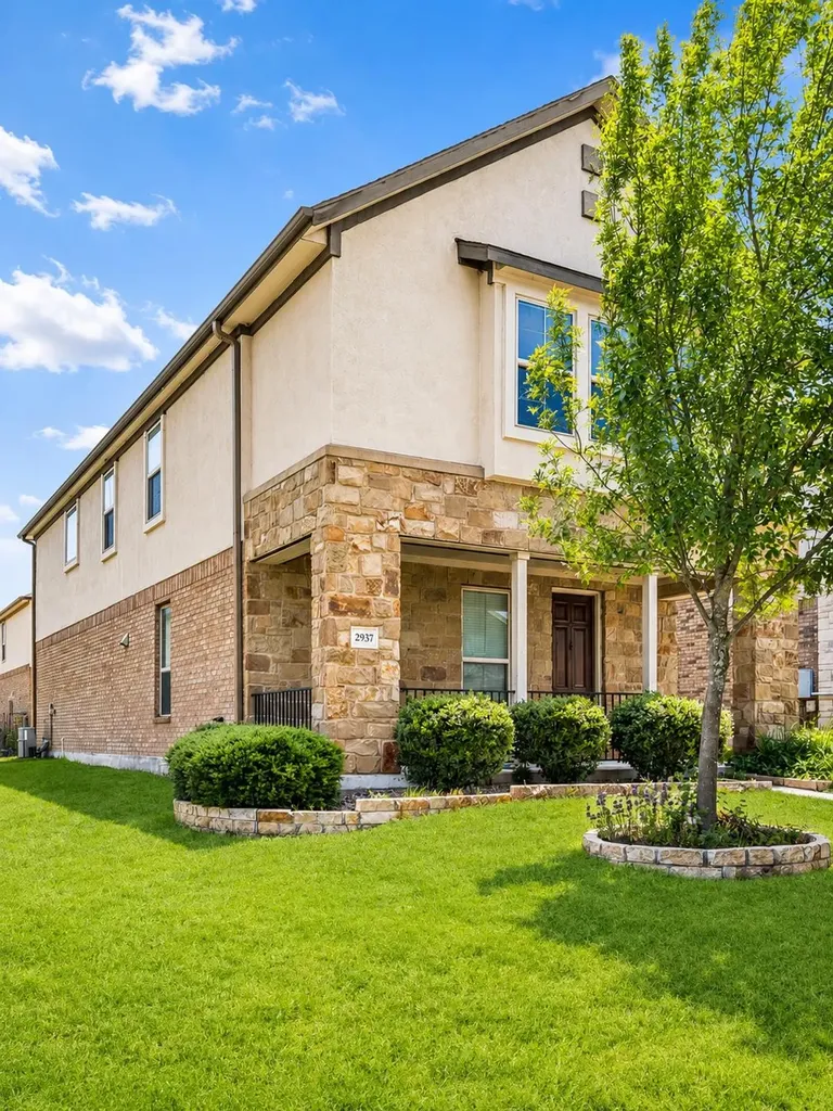 2937 Barbed Wire Street Round Rock TX 78664