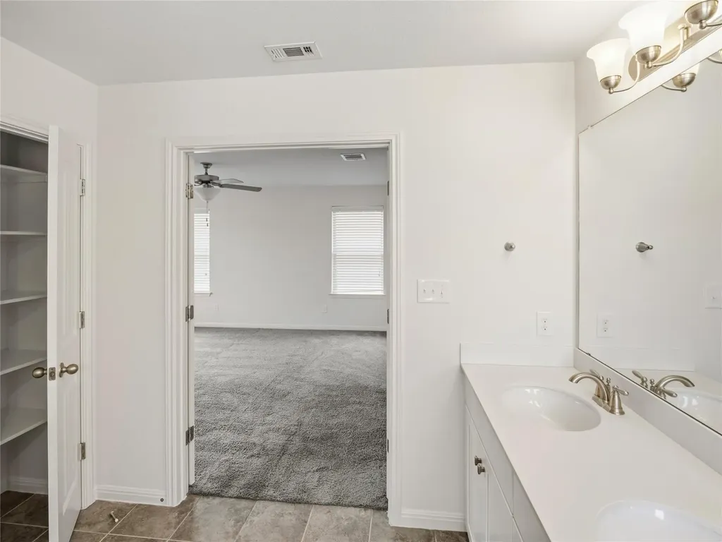 2937 Barbed Wire Street Round Rock TX 78664