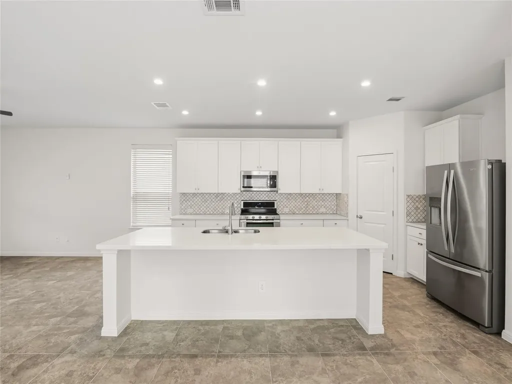 2937 Barbed Wire Street Round Rock TX 78664